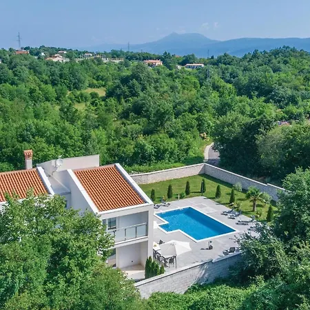 Ferienhaus Awesome In *